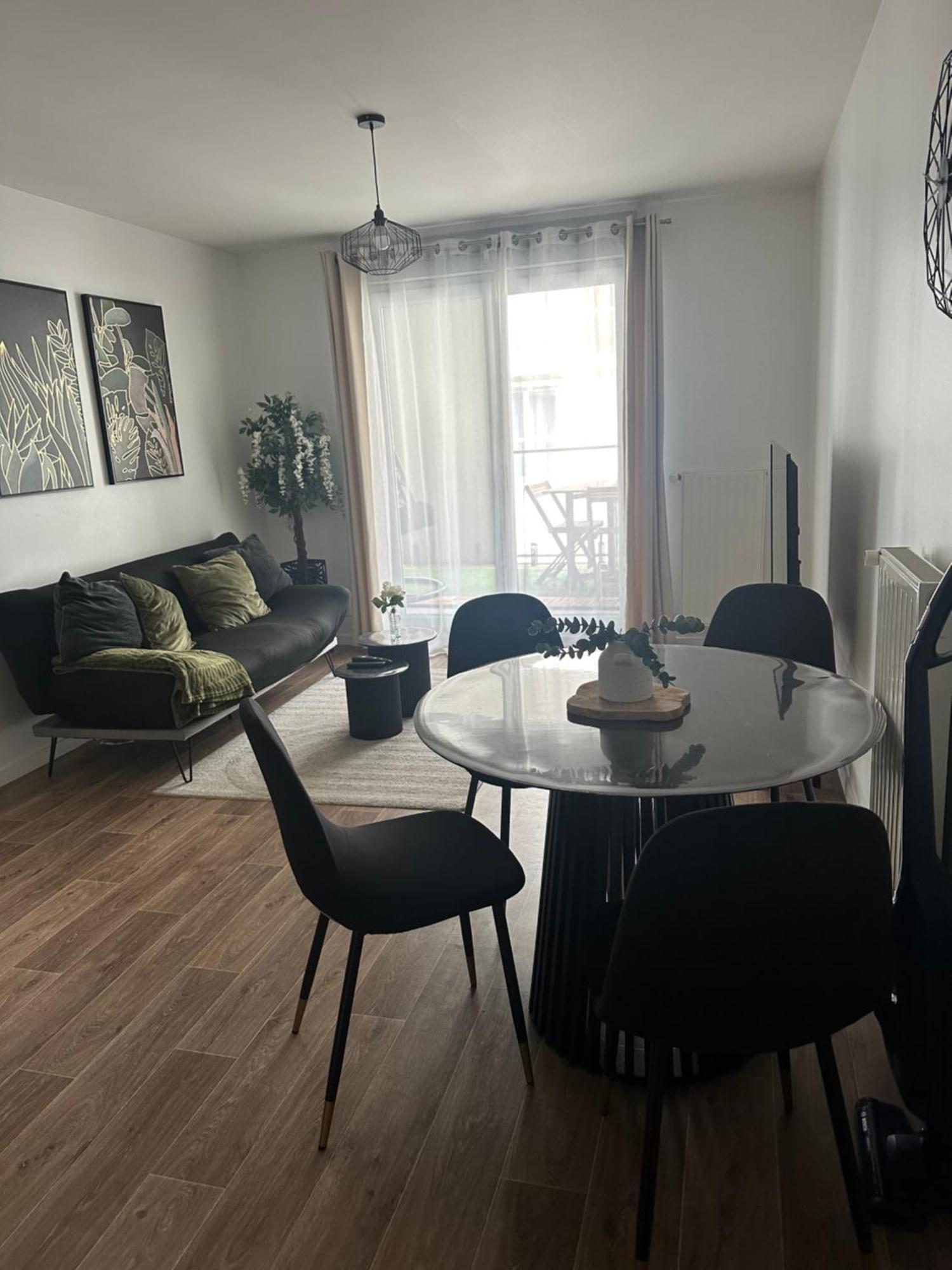 Cosy House A 6 Min Du Rer A Et Psa Apartamento Carrières-sous-Poissy Exterior foto